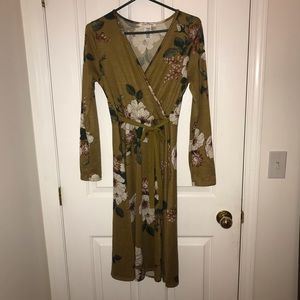 Long sleeve floral rap dress